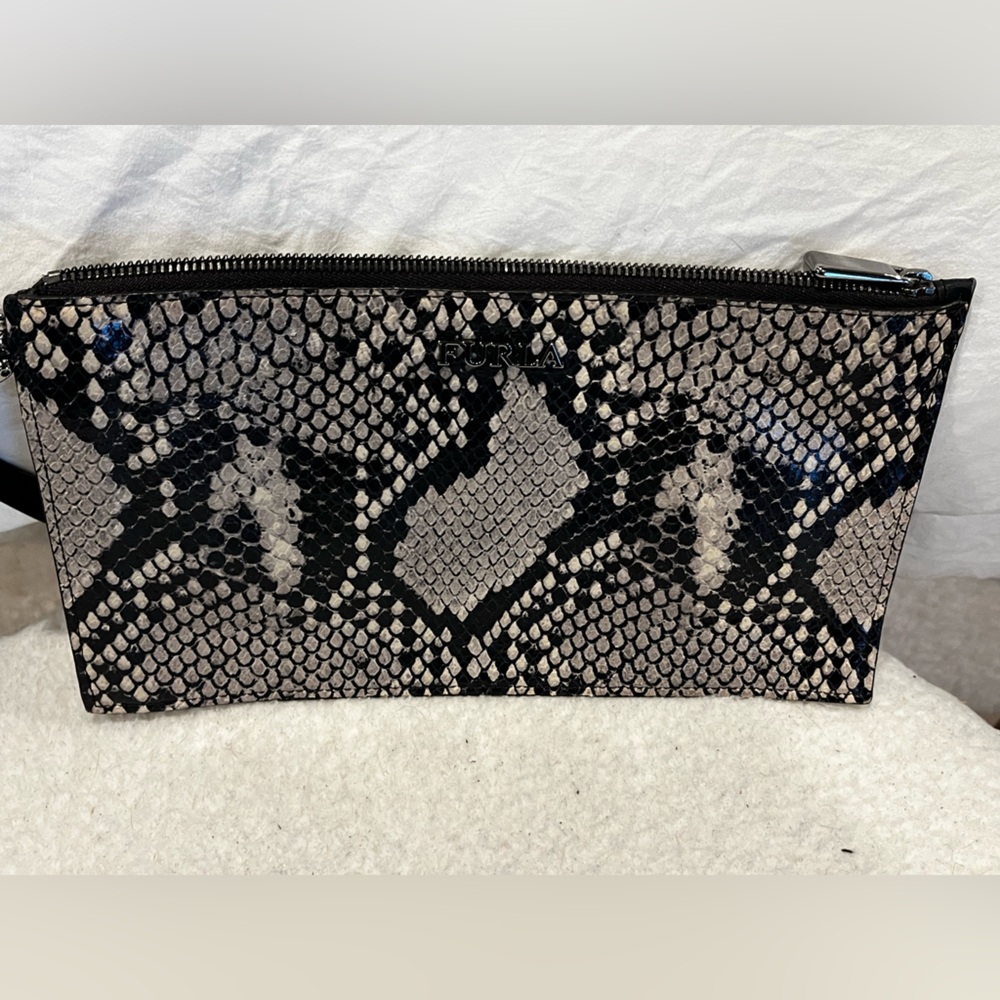 Furla Black & Cream Snakeskin Wristlet
